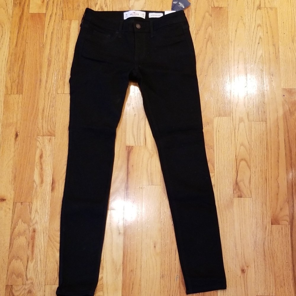 NWT Hollister Low Rise Super Skinny Black 3R 26x30